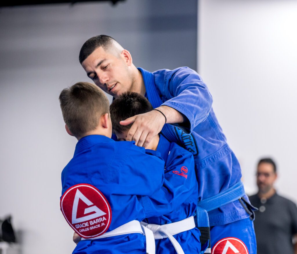 BJJ Classe For Kids In Gracie Barra Research Forest