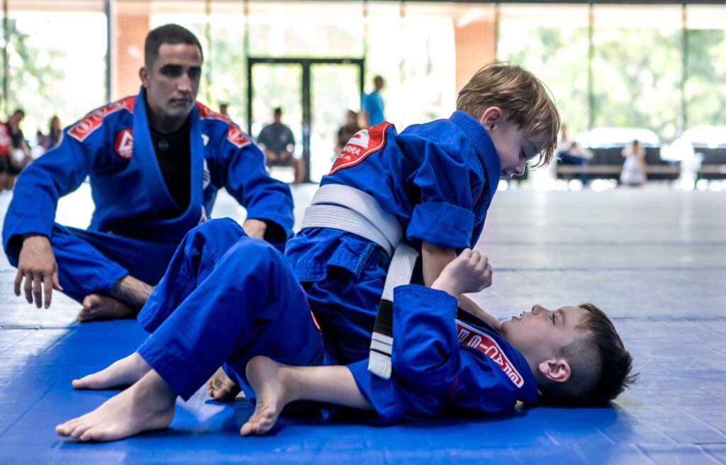 Training Jiu-Jitsu self defense